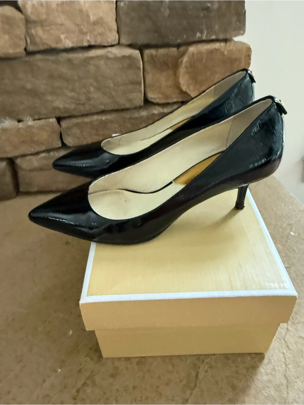 Michael Kors Black Patent Pointed Toe Kitten Heel Pumps